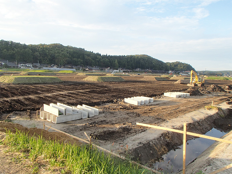 平成30年度 県営ほ場整備事業（面的集積型） 伊久留地区 区画整理工事その2